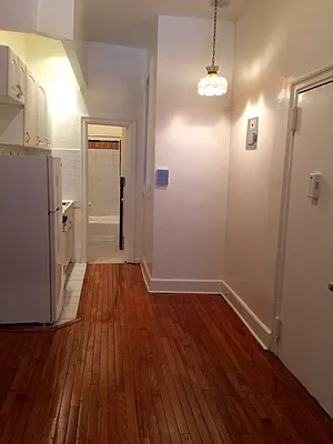 Rented by Bohemia Realty Group | media 28