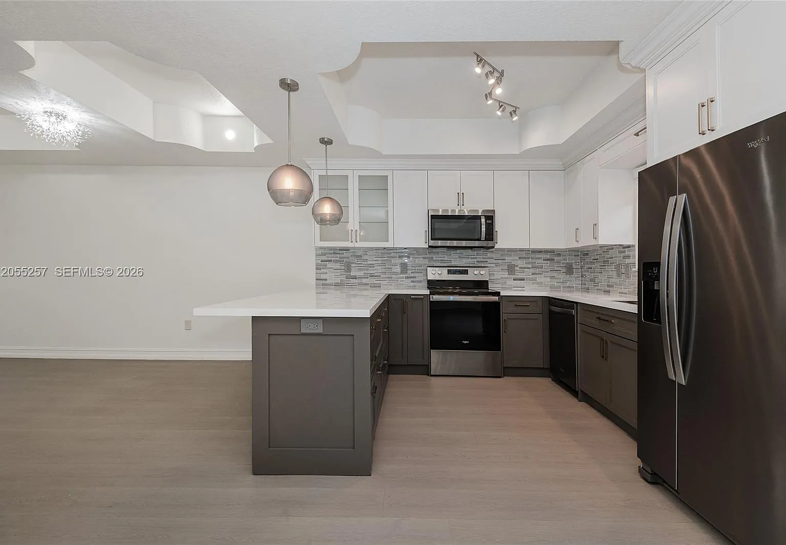 Villa Vizcaya Condo — Photo 4