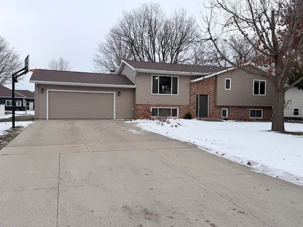 1416 18th Ave W, Spencer, IA 51301