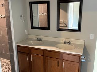 4126 SW Shenandoah Rd, Topeka, KS 66610