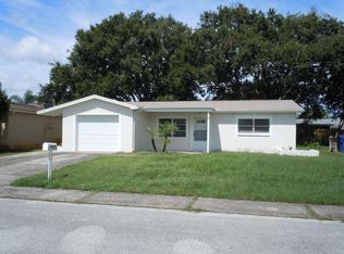 9725 Rainelle Ln, Port Richey, FL 34668