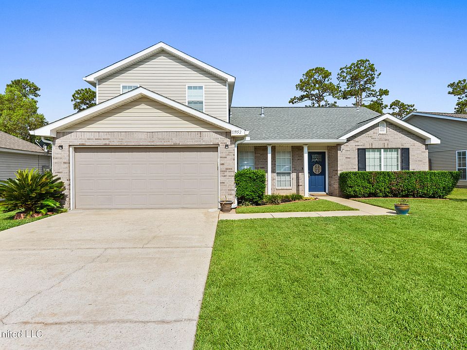 1st image of 11952 Summerhaven Cir