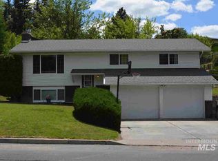 713 E F St, Moscow, ID 83843