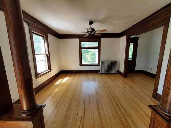 3rd image of 2409 Lyndale Ave S