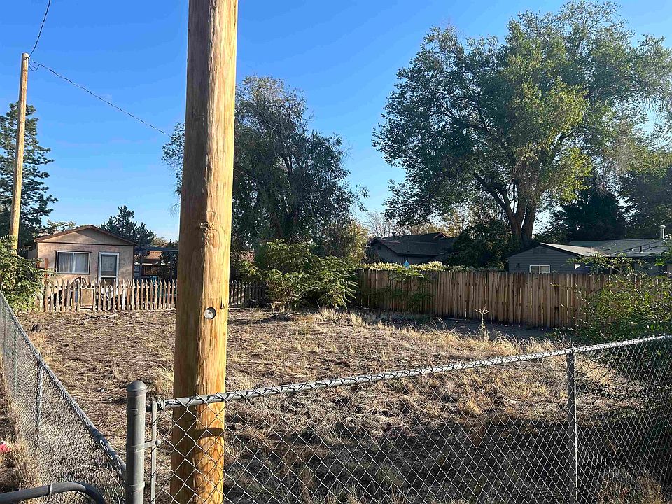 2nd image of 2043 N 15th St