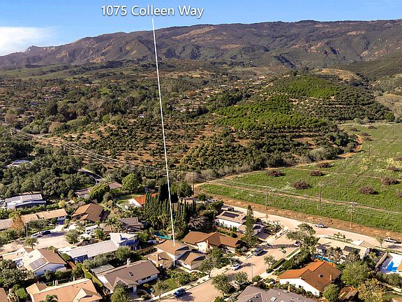 5th image of 1075 Colleen Way