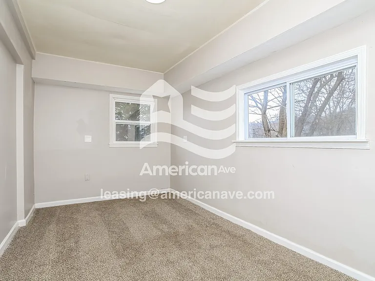 721886_013_wm_-_bedroom_13495734.jpg