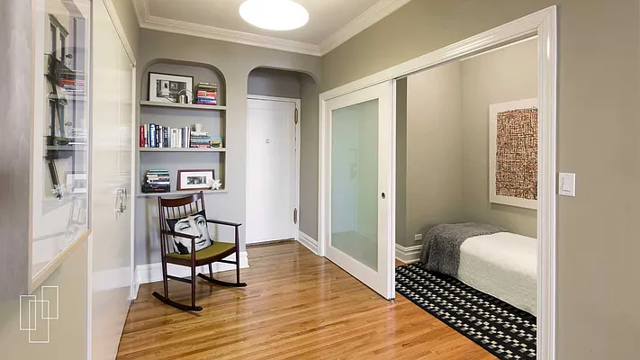 Sold by Garfield Realty  | media 26