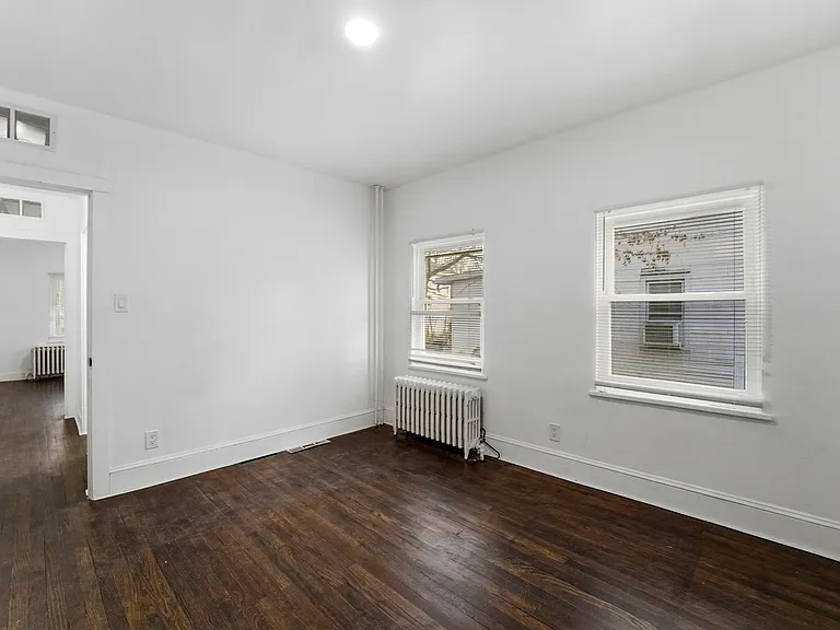 29 Grant St #1 — Photo 11