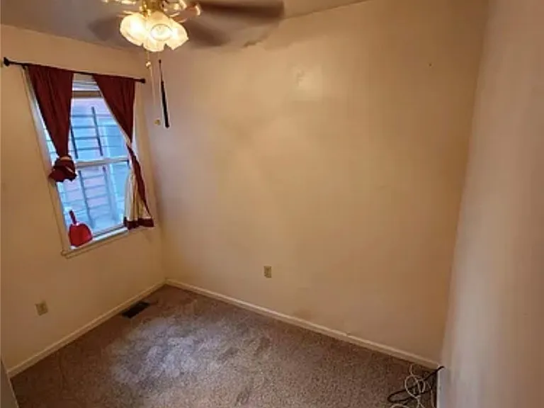 158 Chesterfield Rd — Photo 4