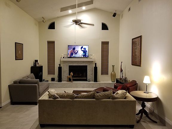 5th image of 9770 Sibley Cir