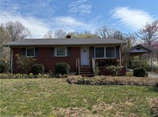 215 Fowler Cir, Dobson, NC 27017