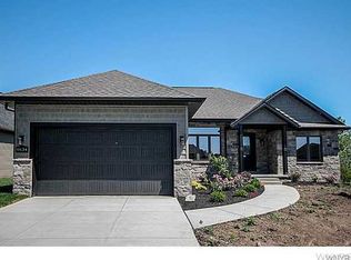 9634 Garden Walk, Buffalo, NY 14221