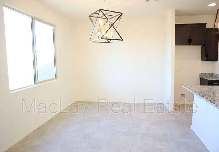 10676 W Golson Dr — Photo 11