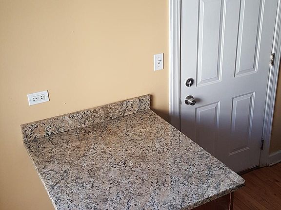 5th image of 2243 W Rosemont Ave APT 2