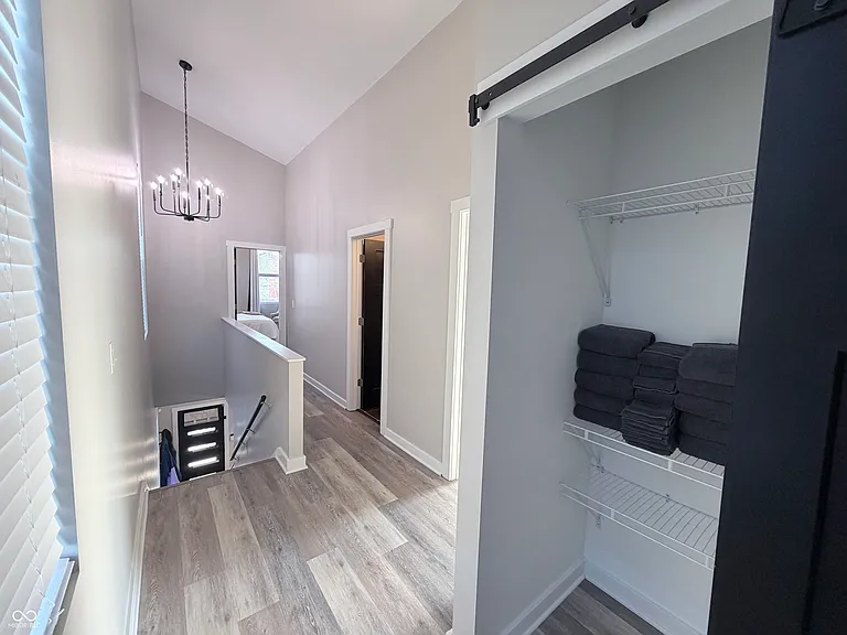 656 N Beville Ave — Photo 14