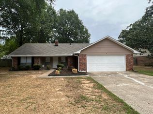 10 Sandstone Dr, Conway, AR 72034