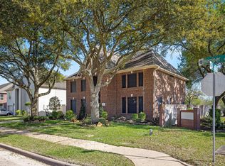 6822 Kemper Dr, Pasadena, TX 77505