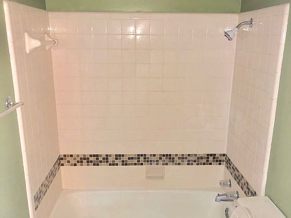 4th image of 2703 E Stevens Cir