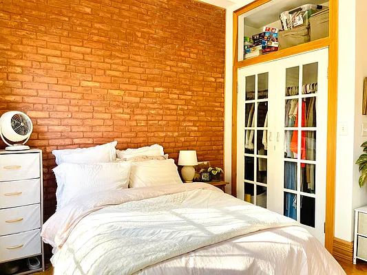 Rented by Corcoran | media 2