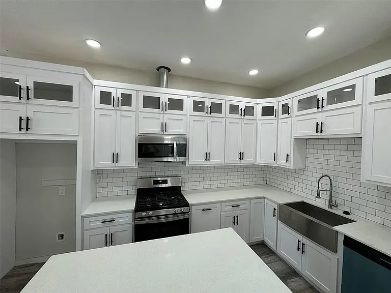 309 S Louisiana Dr — Photo 3