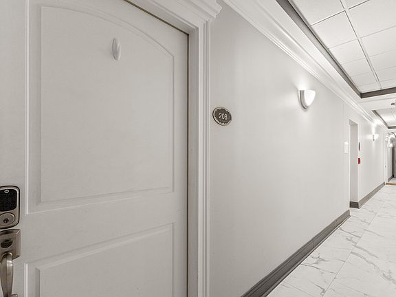 3rd image of 400 Warioto Way APT 208