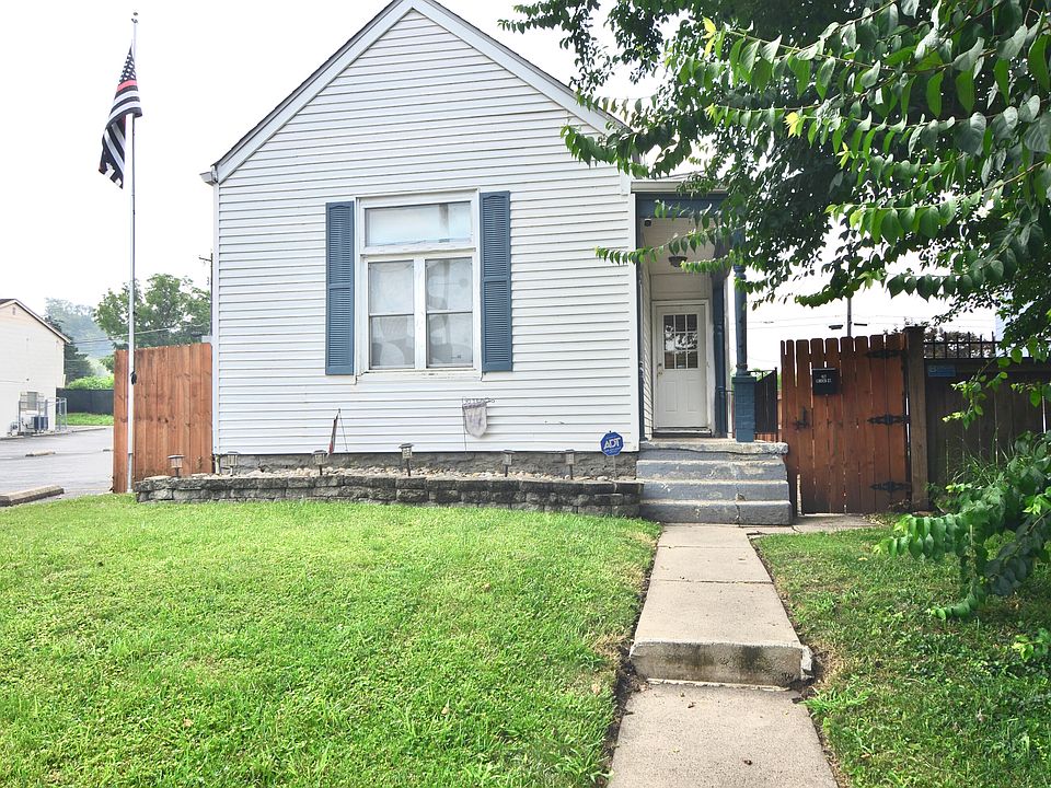 1st image of 417 Linden St