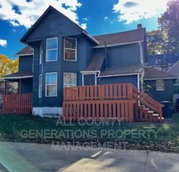 778 Yale St — Photo 6