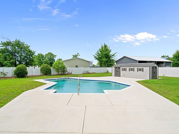 3rd image of 2730 Ferol Ln