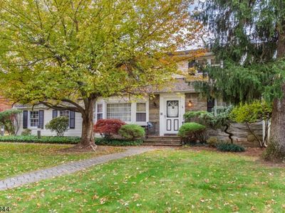 30 Crescent Dr, Morristown, NJ, 07960