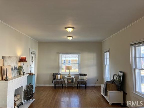 4th image of 620 Dubois St