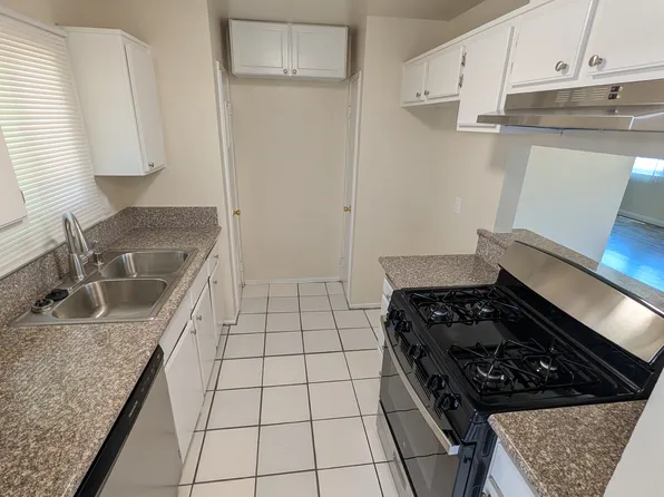 219 Lime St APT 104, Inglewood, CA 90301