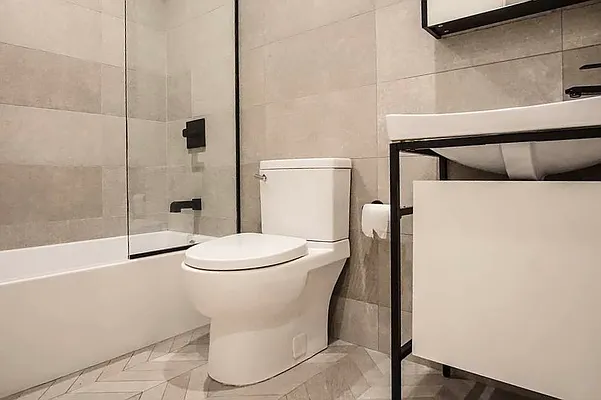 Rented by Cityside Rentals Corp | media 21