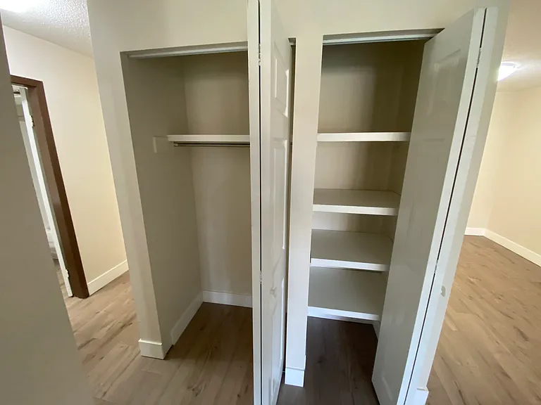 254 Beach Ave — Photo 18