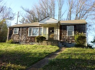 4234 Wells Rd, Knoxville, TN 37920