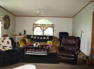 26251 State Highway J, Golden, MO 65658