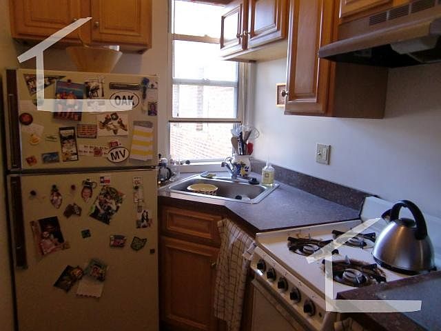 2nd image of 11 Scottfield Rd APT 01A