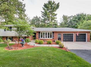 4341 Woodhaven Ln, Wisconsin Rapids, WI 54494