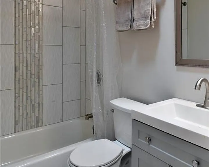 965 Orchard Lakes Dr — Photo 14