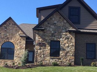 4 Windlesham Ct, Johnson City, TN 37604