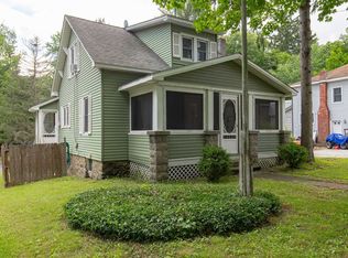 1034 Dutchess Tpke, Poughkeepsie, NY 12603