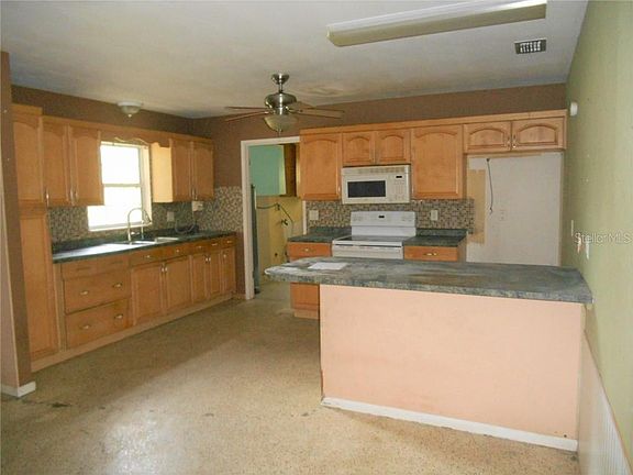 5th image of 512 Petteway Dr