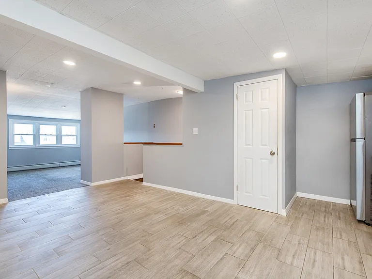 86 E 9th St #2B — Photo 8