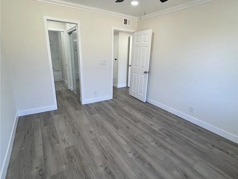 12545 Cuesta Dr — Photo 5