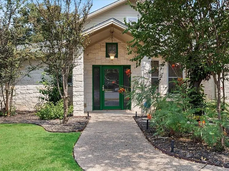 4504 Wild Dunes Ct — Photo 6