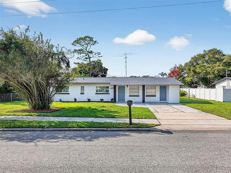 3034 Touraine Ave — Photo 66