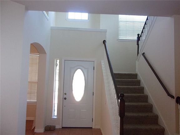 4th image of 4205 Stone Haven Dr