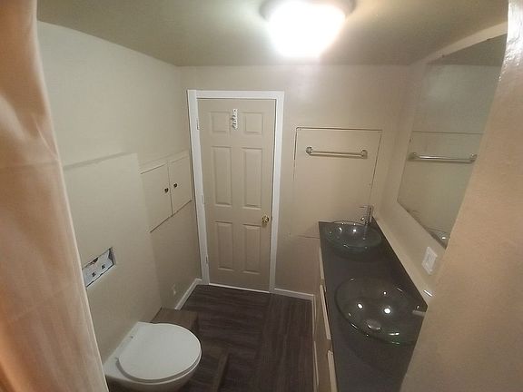 5th image of 505 SE 22nd St