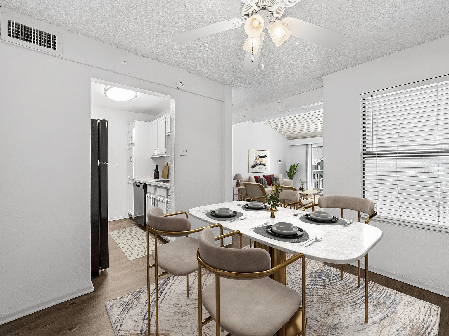 Riverwalk Apartments — Photo 4