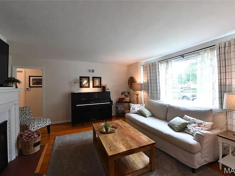 342 Greenleaf Dr — Photo 11